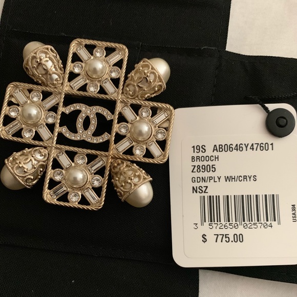 Chanel Brooch - Picture 3 of 3